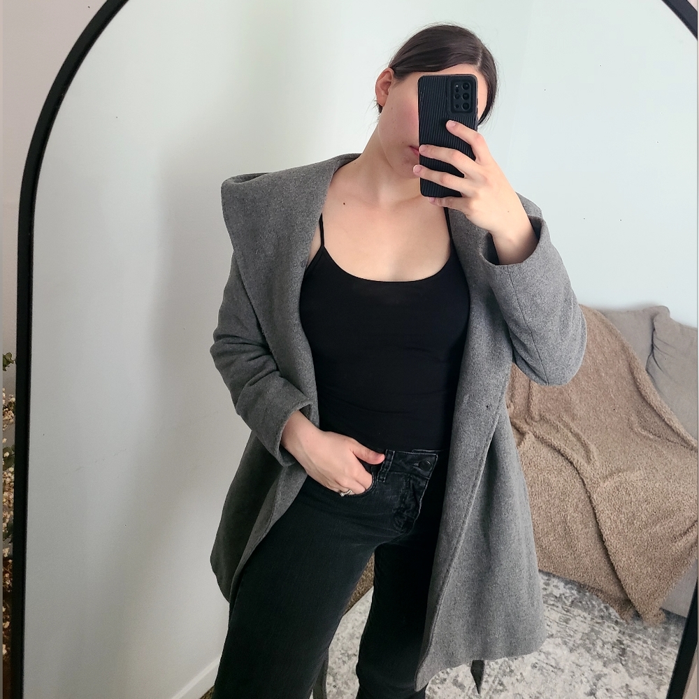 CALVIN KLIEN wrap coat